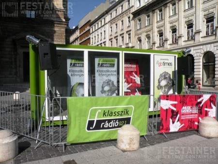 Klasszik Radio in the city center